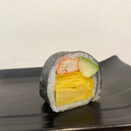 ซูชิฟูโตมากิ