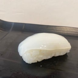 ซูชิหมึกหิมะ