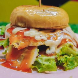 ร้านเบอร์เกอร์ไนน์(หน้ามัสยิดกำปงตาโกะ)