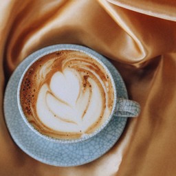 HOT Latte ลาเต้ ร้อน