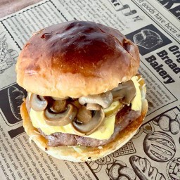 แฮมเบอร์เกอร์ Burger box 100 กรัม