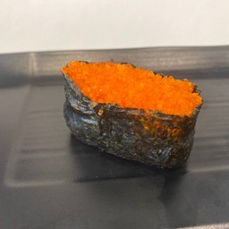 ซูชิไข่กุ้งส้ม