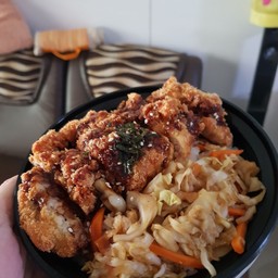 ข้าวหน้าไก่ทงคัตสึ ไก่นุ่มมากก