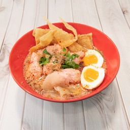 เกาเหลาต้มยำหมูเด้ง+ไข่