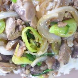 ผัดพริกหยวก