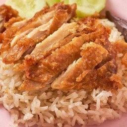 ข้าวมันไก่ทอด