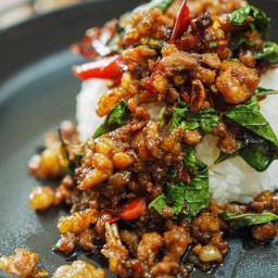 ครัวบ้านเรา ( หมูบ้านโฮมทาวน์ ,หนองยายบู่ )