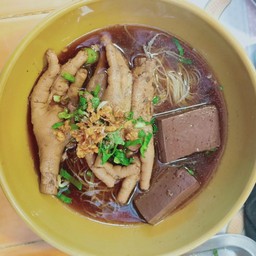 เตี่ยวตีนไก่ตุ๋น ธรรมดา
