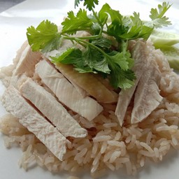 ข้าวมันไก่ต้ม(พิเศษ)