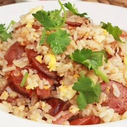 ข้าวผัดกุนเชียง