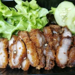 หมูทอดติดปาก