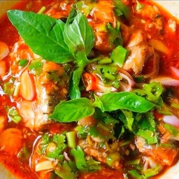 ยำปลากระป๋อง