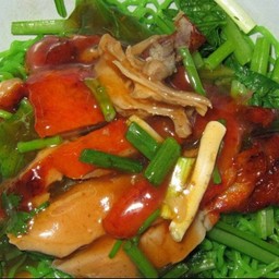 หมี่หยกเกี๊ยวเป็ดแห้ง