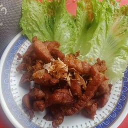 ร้านเจ๊แกนข้าวหมูแดงหมูกรอบ