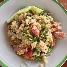 ข้าวผัดแหนม