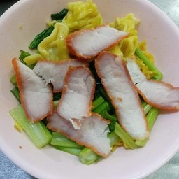บะหมี่เกี๊ยวหมูแดง