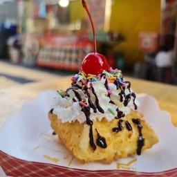 ไอติมทอดวิปครีมเชอร์รี่เรนโบว์