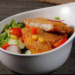 สลัดปลาทอด