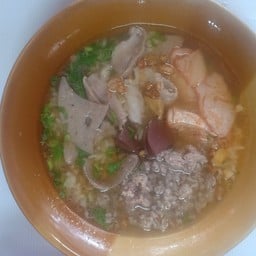 ข้าวต้มเครื่องใน
