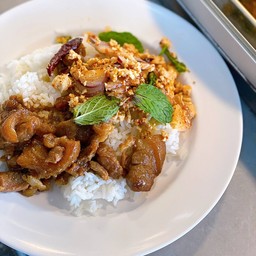 ราดแกง 2 อย่าง