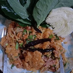 แม่สมัย ยำแหนมสด