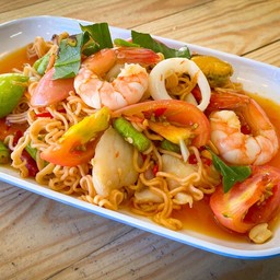 ตำมาม่าทะเล