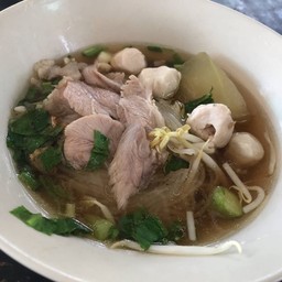 ก๋วยเตี๋ยวไก่มะระเจ๊เบียบ