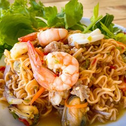 ยำมาม่าทะเล