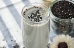 น้ำเต้าหู้งาดำ