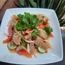 ยำหมูยอ