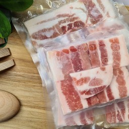 เนื้อหมูสันนอก (Buta Karubi)