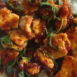 หมูชิ้นน้ำพริกเผา