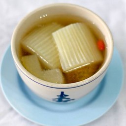 เป็ดตุ๋นมะนาวดอง