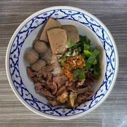 ร้านเพ็ญโภชนา (ข้าวข้างธนาคารกสิกรหัวทะเล)