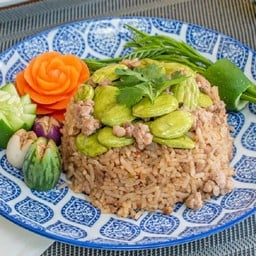 ข้าวผัดสะตอหมูสับ