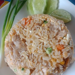 ข้าวผัดไก่