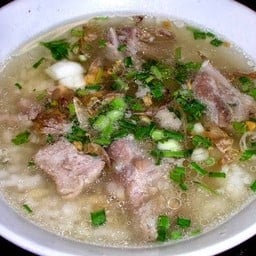 ข้าวต้มกระดูกอ่อนหมู