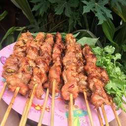 ร้านอาหารตามสั่งแม่ติ๊ก