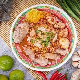 [อร่อยซ่ากับโค้ก] บะหมี่หมูยำรวมพล + โค้กกระป๋อง