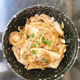 ข้าวหน้าผัดชาบูเกาหลี  (ขายดี)