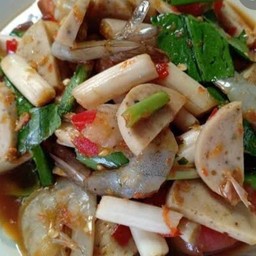 ตำไหลบัวหมูยอกุ้งสด