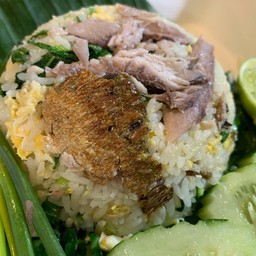 ข้าวผัดปลาทู
