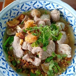 ก๋วยเตี๋ยวต้มยำหมู