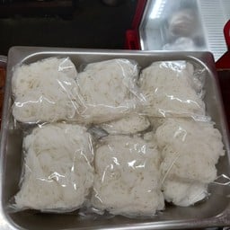 ขนมจีนเปล่า