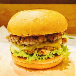 ดับเบิ้ลหมูไก่บาบีคิวชีส