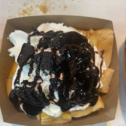 ปังปิ้งเนยและวิปครีมบราวนี่