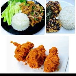ข้าวยำไก่แซบ+ข้าวไก่กรอบซอลเทริยากิ+น่องไก่วิ๊งแซบ3ชิ้น