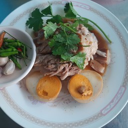 ร้านข้าวมันไก่เจ้ลิ้ม