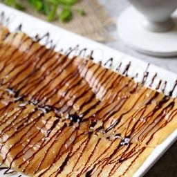 โรตีบางกรอบ นม+ช็อคโกแลต