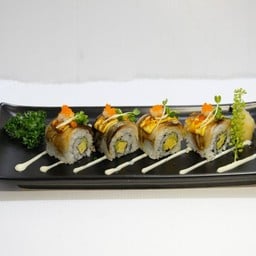 ข้าวห่อสาหร่ายหน้าปลาซาบะซีสโรล 4ชิ้น